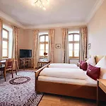 Hotel&Restaurant Waldschloss