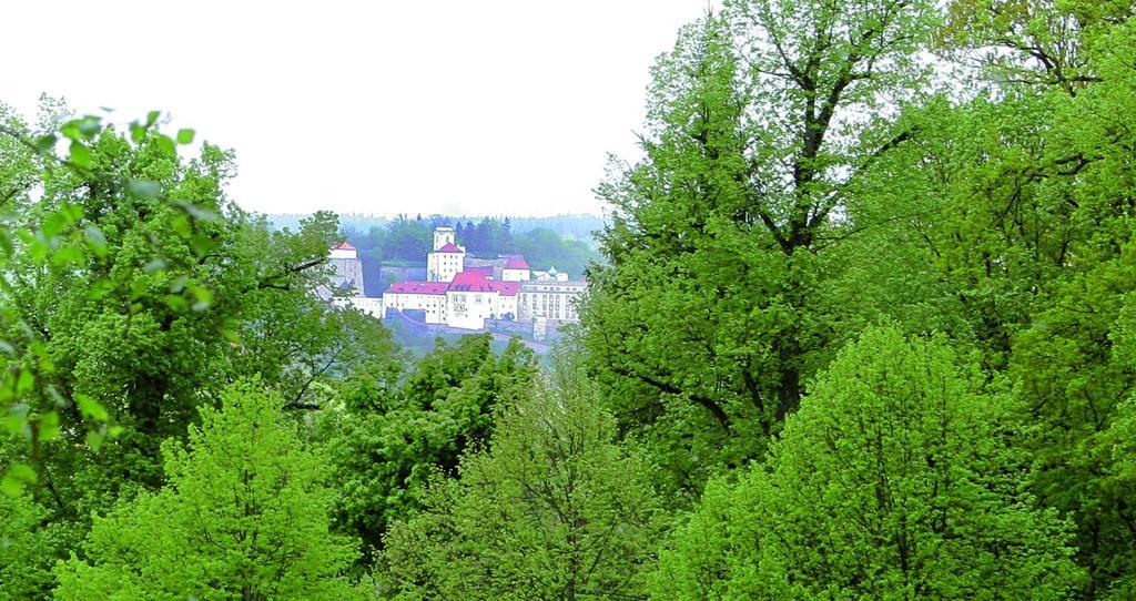 Hotel&restaurant Waldschloss Hotel