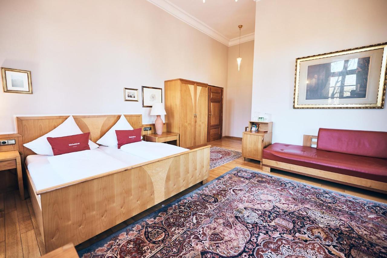 Hotel&restaurant Waldschloss 4*