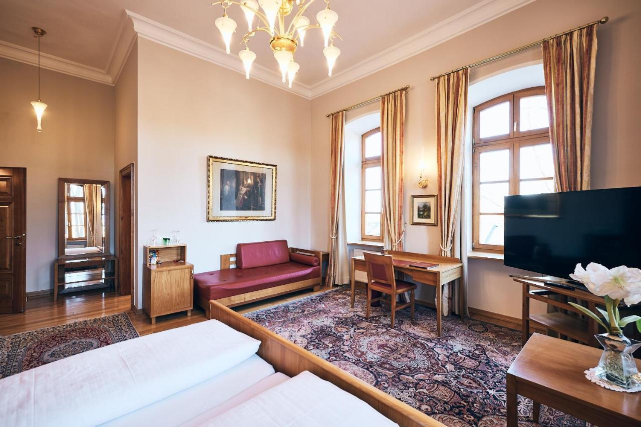 Hotel&restaurant Waldschloss 4*