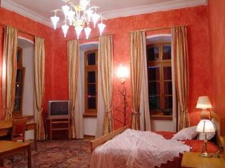 & Restaurant Waldschloss 4* Passau